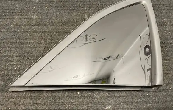 Hyundai Tucson TL Rear side window 87810D3000 87810D3010