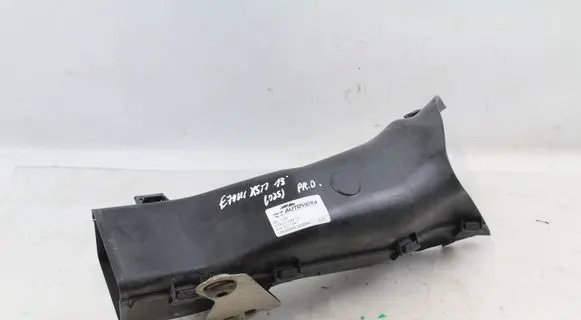 BMW X5M E70 Intercooler air channel guide 7205944 51747205944