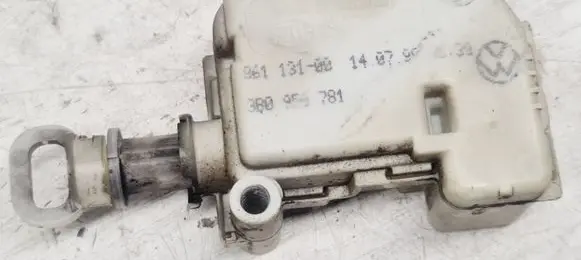 Seat Toledo II (1M) Central locking motor 3B0959781 96113100