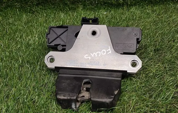 Ford Focus Tailgate/trunk/boot lock/catch/latch 3M51R442A66AP