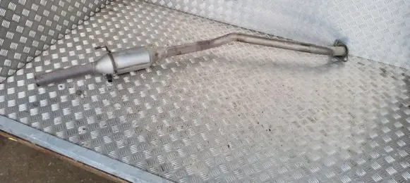 Toyota Avensis T250 Middle muffler/silencer 30H08