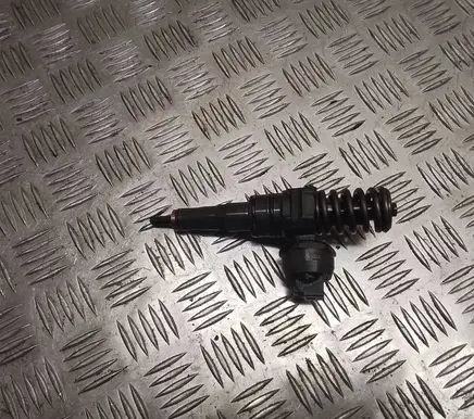 Volkswagen Sharan Fuel injector 0414720038