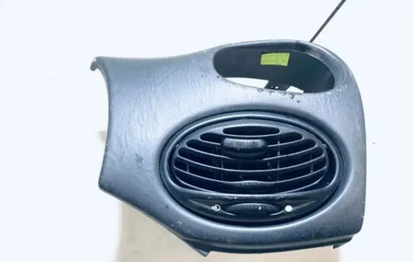 Ford Focus Dash center air vent grill 98ab19893bjw 98aba042n54agw