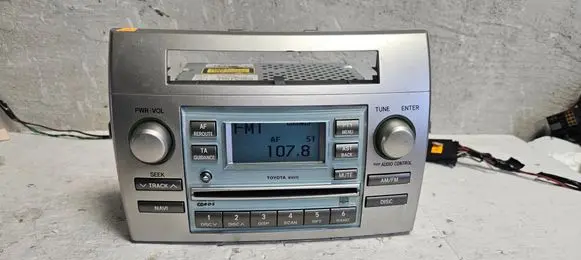 Toyota Corolla Verso AR10 Radio/CD/DVD/GPS head unit 861200F010 CQTS7421LC W58810