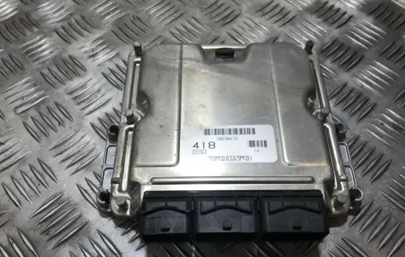 Volvo S40, V40 Engine control unit/module 30630418 edc15c3