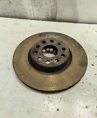 Volkswagen PASSAT B6 Front brake disc