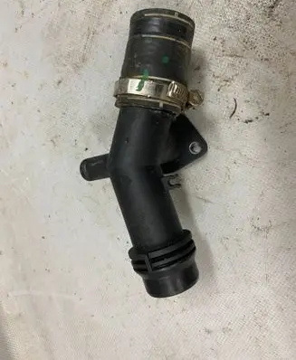Audi Q7 4M Engine coolant pipe/hose 06E121045AN