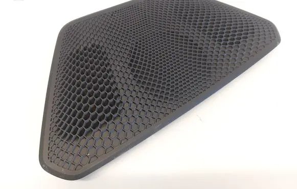 BMW 3 G20 G21 Dash center speaker trim cover 84127001