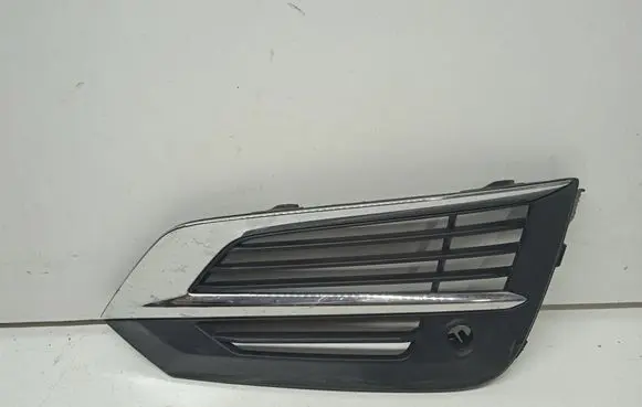 Volvo XC60 Front bumper lower grill 31449215