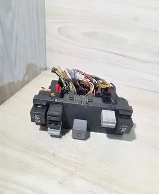 Volkswagen Touran I Comfort/convenience module H52S2002 3C0937049AE F005V00631