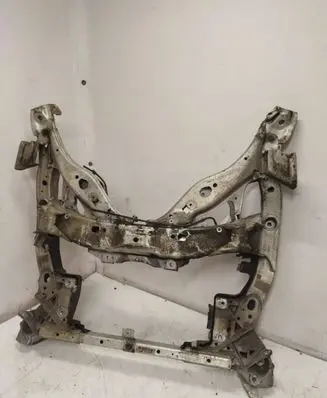 BMW 5 F10 F11 Front subframe 6796692 VT6N63