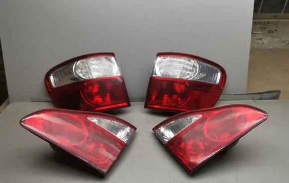Toyota Avensis Verso Rear/tail lights set 