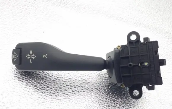 BMW 5 E39 Indicator stalk 8363668 01104010