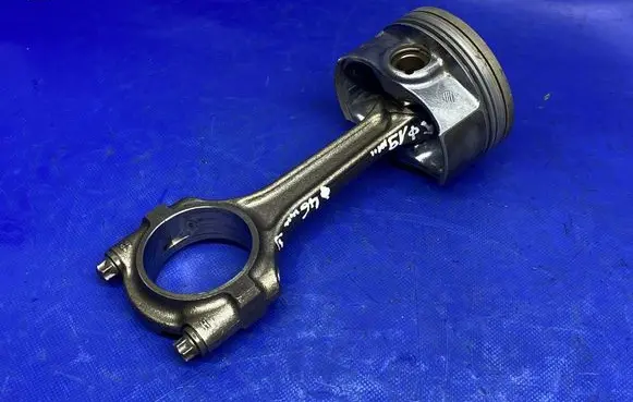 Opel Astra J Piston with connecting rod 0791B