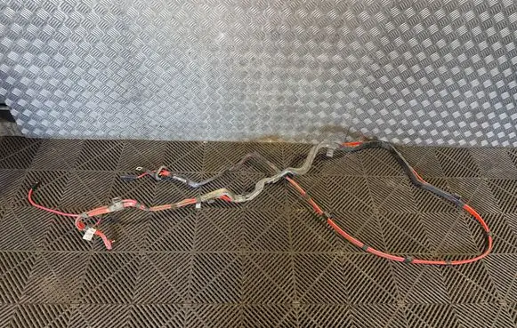 BMW 4 F32 F33 Positive cable (battery) 9348763