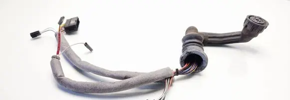 Volvo 850 Front door wiring loom 