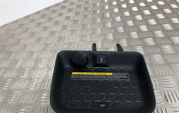 Toyota RAV 4 (XA50) Wireless charging module 861C042011C1 867883605 082961701840