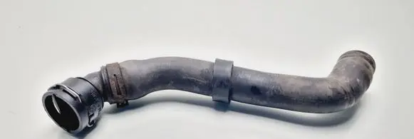 Audi A3 S3 8L Engine coolant pipe/hose 8L0122101A