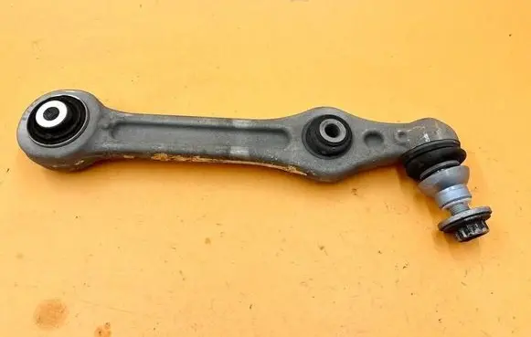 Mercedes-Benz E W213 Front lower control arm/wishbone A2053306510 2053306510