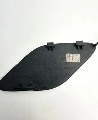 Opel Mokka X Rear bumper row hook cap/cover 42353763
