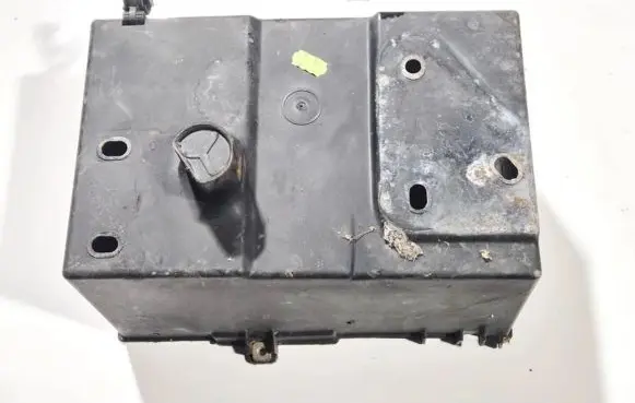 Peugeot 406 Battery box tray 9630495880