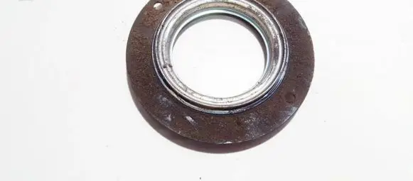 Toyota RAV 4 (XA30) Coil spring mount 