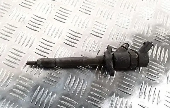 Fuel injector