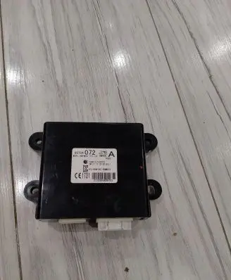Mitsubishi Pajero Engine control unit/module ECU 8670A072A