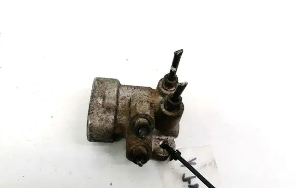 Subaru Forester SF Air suspension compressor 