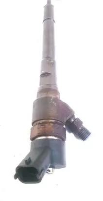 KIA Carens II Fuel injector 0445110258