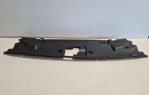 Ford Mustang VI Radiator trim JR3B8C291AC