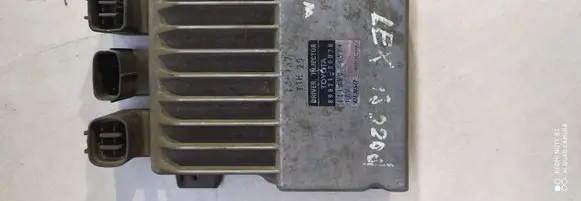 Lexus IS 220D-250-350 Fuel injection control unit/module 8987120070
