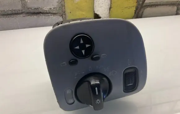 Mercedes-Benz C W203 Light switch A2035450604 04058516 24406574726