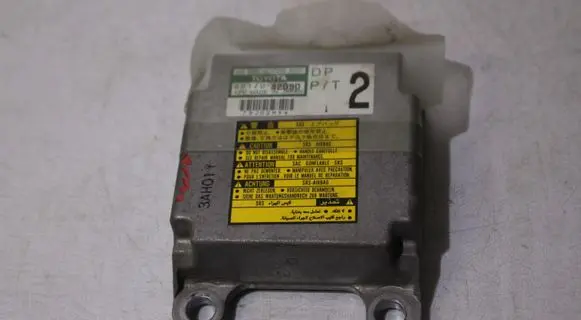 Toyota RAV 4 (XA20) Airbag control unit/module 8917042090
