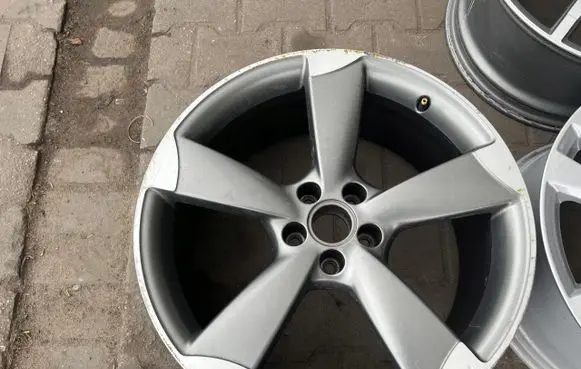Audi RS Q3 R20 alloy rim 