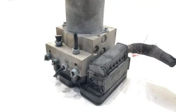 BMW 5 F10 F11 ABS Pump 6856841