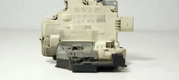 Audi Q7 4L Front door lock 3C1837016A