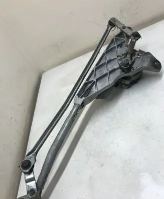 Audi A8 S8 D3 4E Front wiper linkage and motor