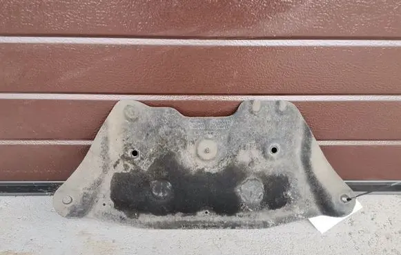 Volvo S60 Engine splash shield/under tray 31280820