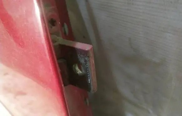 Audi A2 Front door upper hinge