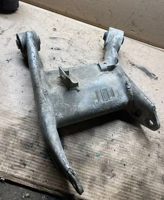 BMW 5 E39 Rear upper control arm/wishbone 5409845078