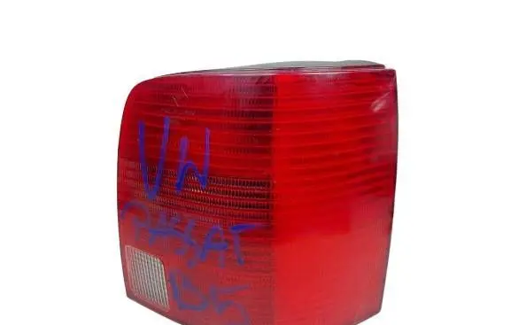 Volkswagen PASSAT B5 Rear/tail lights 145384-KASACJ