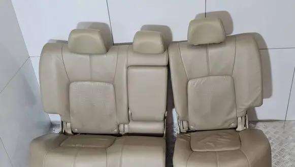 Nissan Murano Z51 Second row seats 