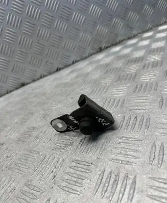 Opel Insignia A Fender mounting bracket 23433630