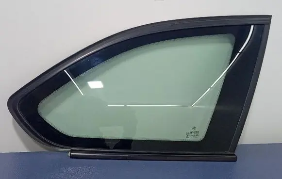 BMW 7 F01 F02 F03 F04 Rear side window 7259714