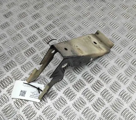 Porsche Panamera (970) Fender mounting bracket 97050435502