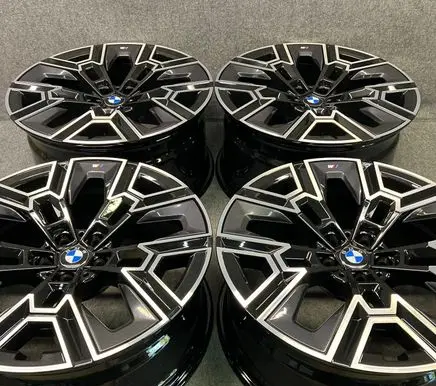 R20 alloy rim