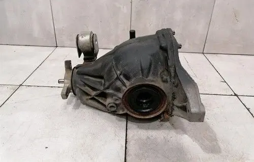 Mercedes-Benz SL R231 Rear differential/diff mount bracket A2123501414