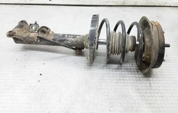 Mercedes-Benz C W203 Front shock absorber with coil spring 335920