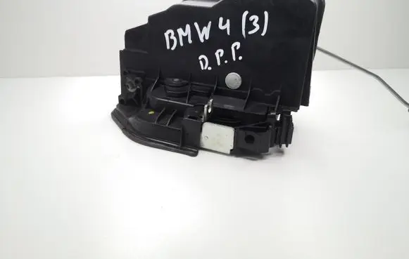 BMW 4 F36 Gran coupe Front door lock 7202150